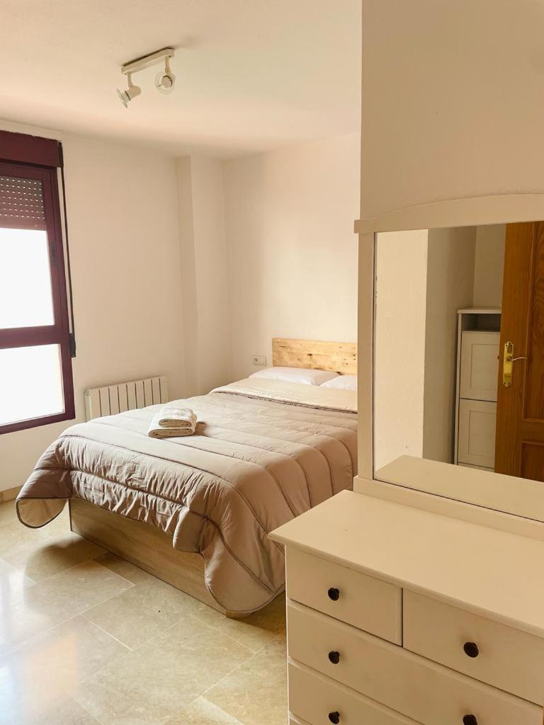 Apartamento, Piscina Y Parking Granada Tico Medina Eksteriør billede
